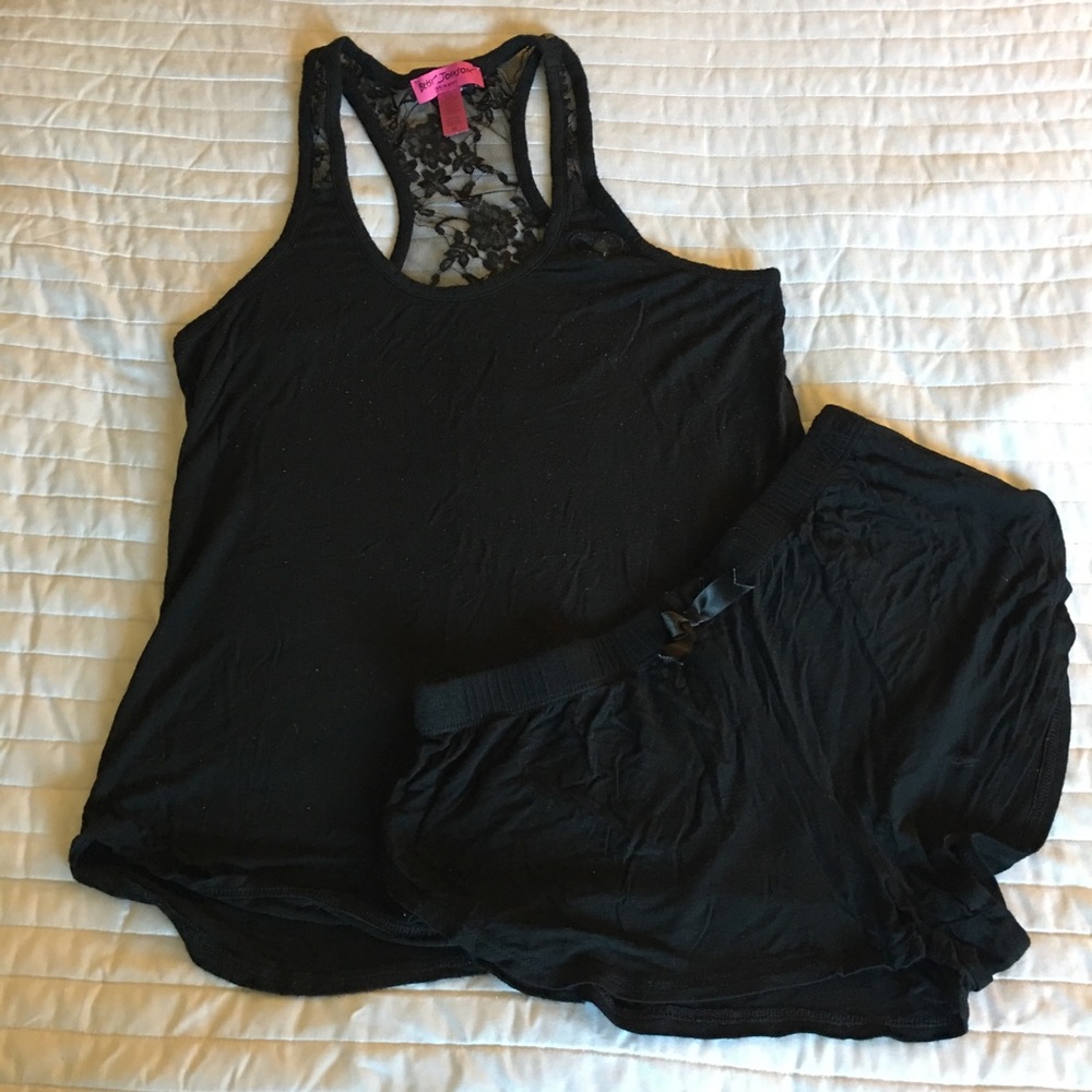 BETSEY JOHNSON lace detail tank/shorts pajama set